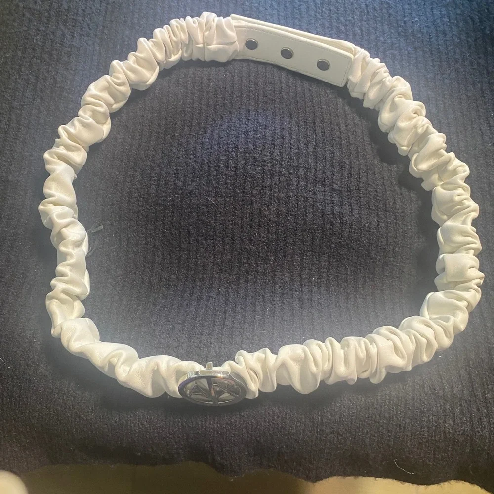 Armani Exchange AX‎ Logo Cream White Scrunchie Elastic Waist Belt Snap Closure
